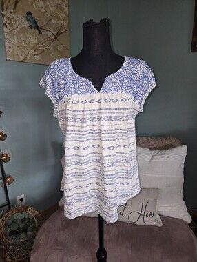 Lucky Brand White and Blue Embroidered Cap-Sleeve Blouse